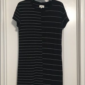 Lou and Grey t shirt dress